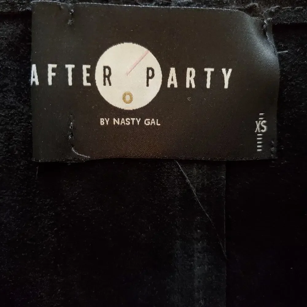 Twee Black Suede Snap Front Mini Skirt XS Floral Laser Cut After Party Nasty Gal